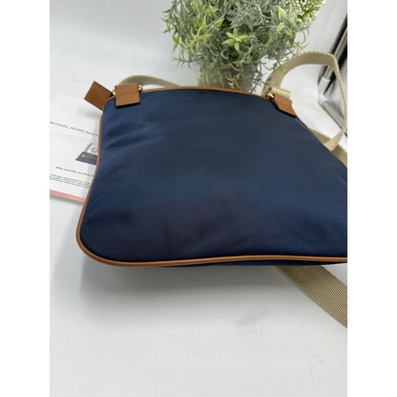 Michael Kors Authenticated Kempton Navy Nylon Leather Crossbody Shoulder Bag - Picture 5 of 16